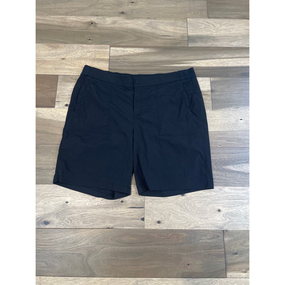 Athleta Trekkie Bermuda 2.0 Shorts Size 20 Black High Rise